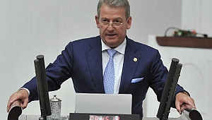 Haluk Pekşen yaşamını yitirdi