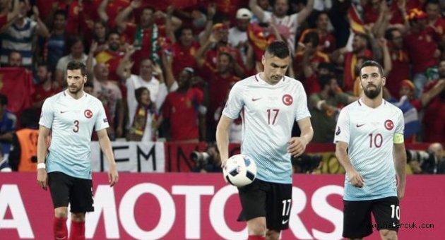 Milli Takım kampında prim ve Emre kavgası